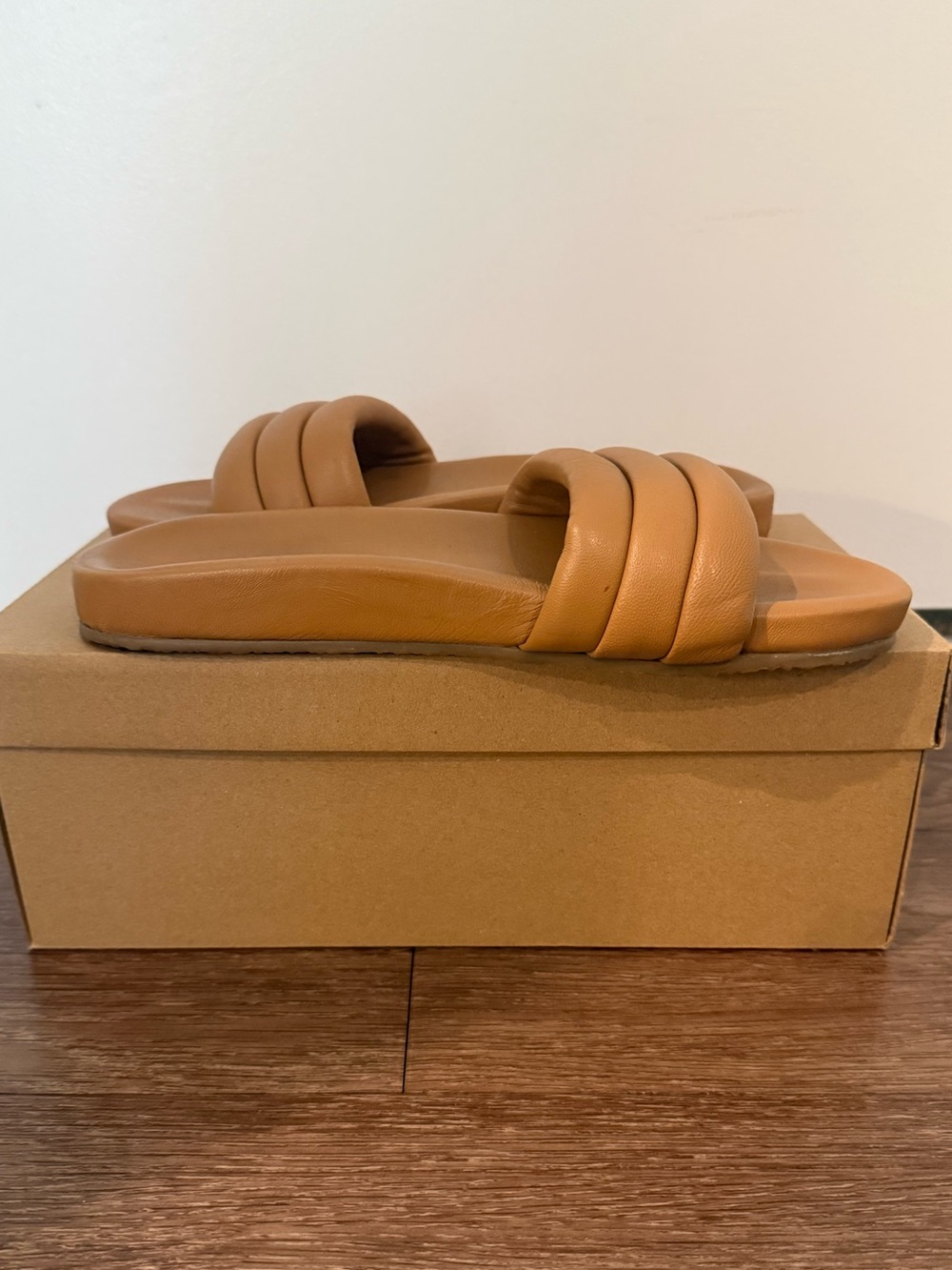 Seychelles Low Key Slide Tan Leather - Picture 4 of 6